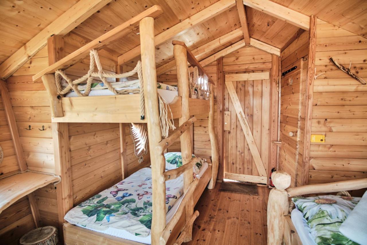 Vila Treehouse Křemílek Jesenice  Exteriér fotografie
