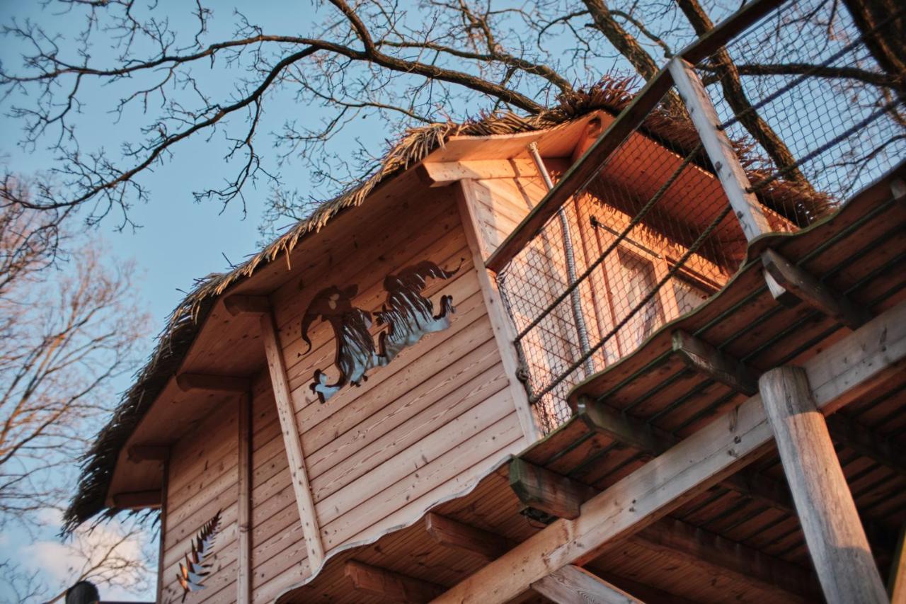 Vila Treehouse Křemílek Jesenice  Exteriér fotografie