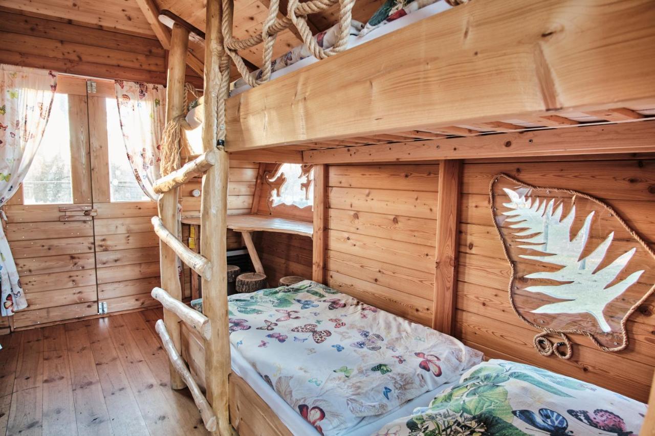 Vila Treehouse Křemílek Jesenice  Exteriér fotografie